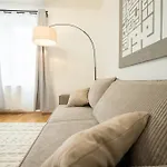 51M2 Pet-Friendly Apartment In A Central Location